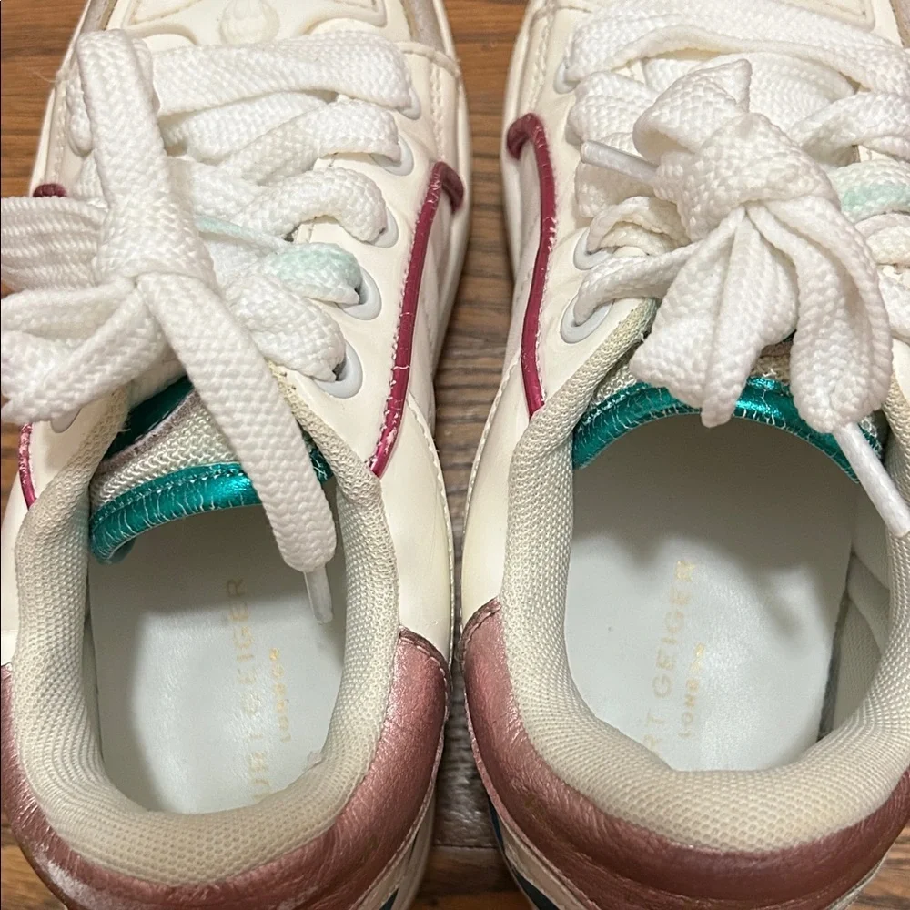 Kurt Geiger of London Mini Southbank Metallic Sneakers size 3 - Picture 3 of 9